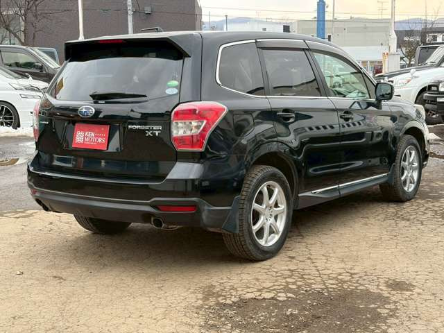 �ʐ^�����ł�OK�BLINE�ŋC�y�ɂ����k�\