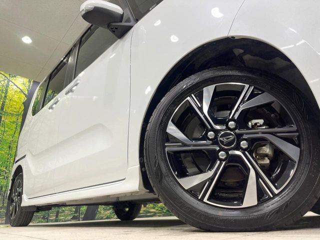 �y����14�C���`�A���~�z�C�[���z�O�ςɃ}�b�`���������A���~�z�C�[���𑕒����Ă���܂��B�e��ЊO�A���~�z�C�[����A�X�^�b�h���X�^�C�����戵�����Ă���܂��B���񂲑��k����������