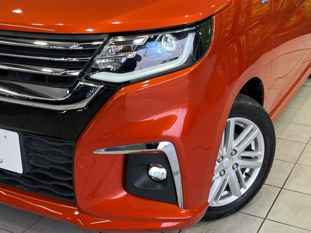 �yLED�w�b�h���C�g�z���V����ԑ��s�����ǍD�Ȏ��E���m�ۂ����S���ĉ^�]�ł��鍂�P�xLED�w�b�h���C�g�𑕔�!�_�����x�������A����d�͂��}�����Ă��܂��B