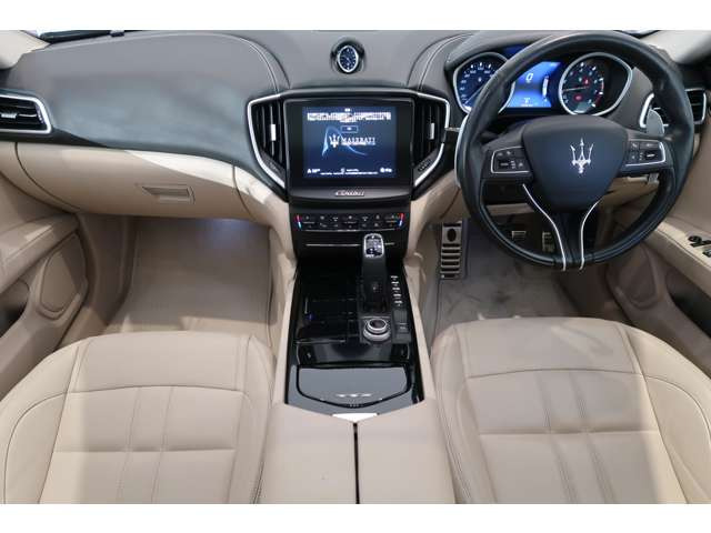 ギブリグランスポーツ