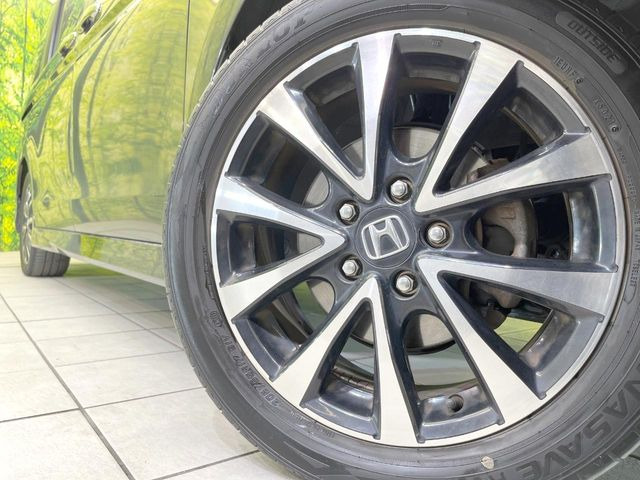 �y����17�C���`�A���~�z�C�[���z�O�ςɃ}�b�`���������A���~�z�C�[���𑕒����Ă���܂��B�e��ЊO�A���~�z�C�[����A�X�^�b�h���X�^�C�����戵�����Ă���܂��B���񂲑��k����������