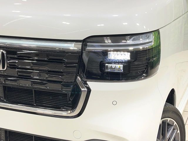 �yLED�w�b�h���C�g�z���V����ԑ��s�����ǍD�Ȏ��E���m�ۂ����S���ĉ^�]�ł��鍂�P�xLED�w�b�h���C�g�𑕔�!�_�����x�������A����d�͂��}�����Ă��܂��B