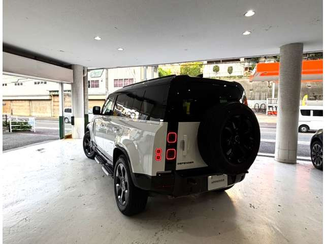 ディフェンダー