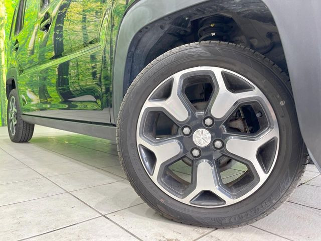 �y����15�C���`�A���~�z�C�[���z�O�ςɃ}�b�`���������A���~�z�C�[���𑕒����Ă���܂��B�e��ЊO�A���~�z�C�[����A�X�^�b�h���X�^�C�����戵�����Ă���܂��B���񂲑��k����������