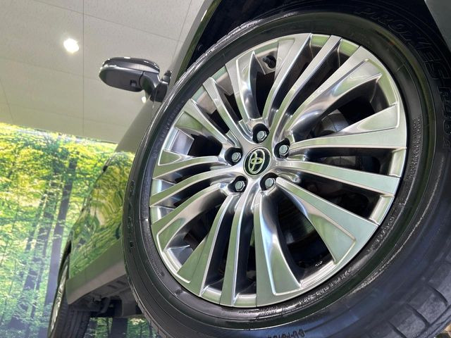 �y����19�C���`�A���~�z�C�[���z�O�ςɃ}�b�`���������A���~�z�C�[���𑕒����Ă���܂��B�e��ЊO�A���~�z�C�[����A�X�^�b�h���X�^�C�����戵�����Ă���܂��B���񂲑��k����������