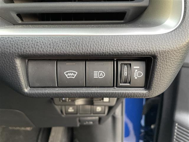 プリウス1.8 U E-Four 4WD