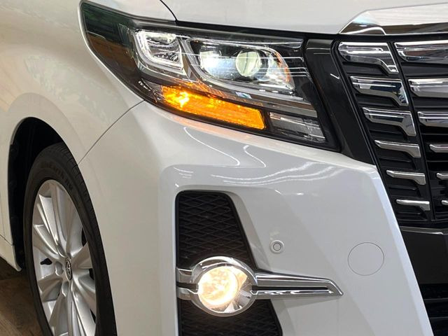 �yLED�w�b�h���C�g�z���V����ԑ��s�����ǍD�Ȏ��E���m�ۂ����S���ĉ^�]�ł��鍂�P�xLED�w�b�h���C�g�𑕔�!�_�����x�������A����d�͂��}�����Ă��܂��B