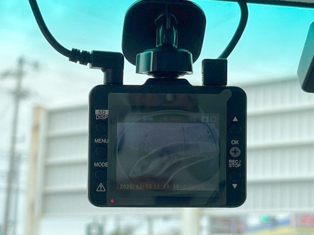 �y�h���C�u���R�[�_�[�z�h���C�u���R�[�_�[����!���s���͂������A������^�]�⎖�̂ɑ��������ہA�f���ŋL�^���A����̃��X�N�ɔ����܂��B���L�^�pSD�J�[�h�͂��q�l�����g�ł��������������K�v������܂��B