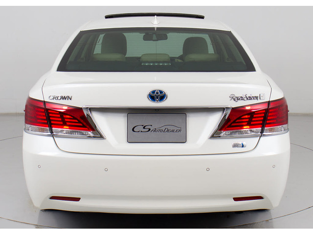 クリアランスソナーが付いています!フロント&リアにセンサーがあり、障害物に近づくと警告音が鳴りドライバーへお知らせ!すごく便利な人気装備です!!