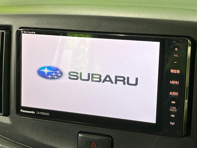 �y�����i�r�z�l�C�̏����i�r�𑕔����Ă���܂��B�i�r�̎g���₷���͂������A�I�[�f�B�I�@�\���[��!�L�����v�◷�s�͂������A�ʋ΂┃�����ȂǕ��i�̃h���C�u���y�����Ȃ�͂���