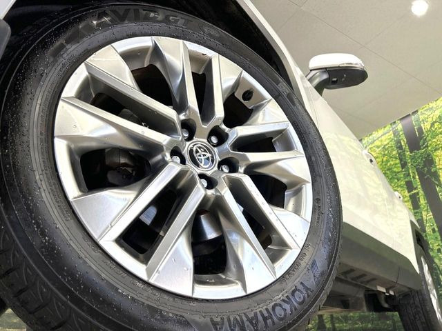 �y����19�C���`�A���~�z�C�[���z�O�ςɃ}�b�`���������A���~�z�C�[���𑕒����Ă���܂��B�e��ЊO�A���~�z�C�[����A�X�^�b�h���X�^�C�����戵�����Ă���܂��B���񂲑��k����������