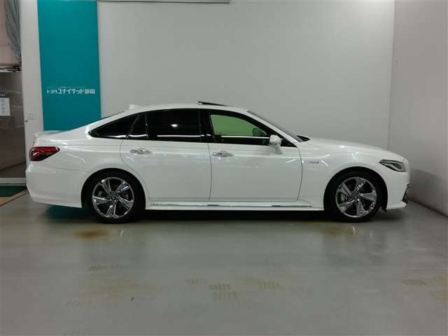 クラウンハイブリッド 2.5 RS アドバンス