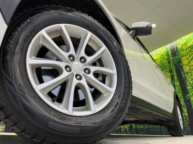 �y����16�C���`�A���~�z�C�[���z�O�ςɃ}�b�`���������A���~�z�C�[���𑕒����Ă���܂��B�e��ЊO�A���~�z�C�[����A�X�^�b�h���X�^�C�����戵�����Ă���܂��B���񂲑��k����������