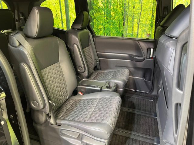 ���ڒ����̓E�H�[�N�X���[�ƂȂ��Ă���܂��B���ڂƎO��ڂ̈ړ�����~�肪�Ƃ��Ă��y�ɂȂ�̂ŁA���~��̍ۂ��X�g���X�������邱�Ƃ͂���܂����