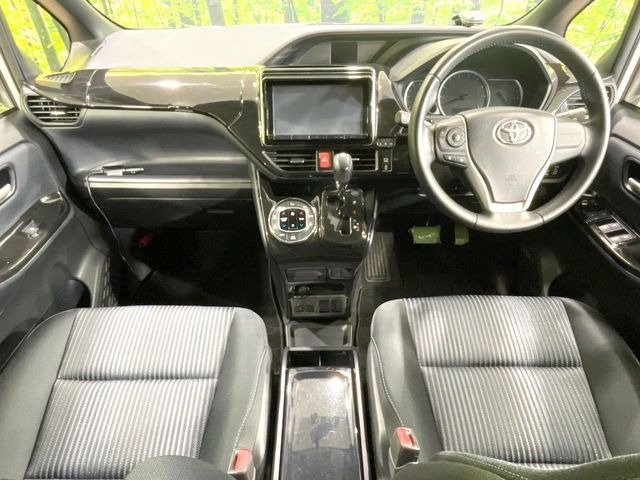 ヴォクシー2.0 ZS