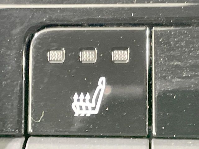 �y�V�[�g�q�[�^�[�z�������ɏd�󂷂�V�[�g�q�[�^�[!�G�A�R����葁�����܂��Ă����̂Ŋ�����̐l�����S�ł��ˁ�G�A�R���̉����͊������邩����A�Ƃ������ɂ����������߂ł��B