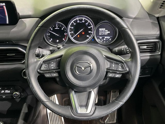 �y�����v�����X�e�A�����O�z�㎿�Ȋv���g�p���邱�ƂŁA��ɂ����������݂ƂĂ��^�]���₷���n���h���ł���