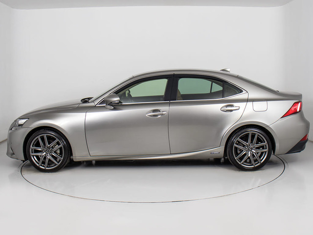 18�C���`�A���~!!�A���~�z�C�[���̕ύX���\�ł�!���q�l�̂��D�݂�1����쐬�\�ƂȂ�܂�!���ڍׂ̓X�^�b�t�܂ł��q�˂��������B