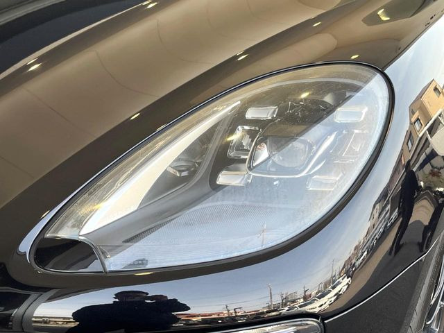 ��HID�w�b�h���C�g:���邭�O�����Ƃ炵�Ă����̂ŁA���V����Ԃ̑��s�������E�ǍD�ň��S���Ă���肢�������܂��B