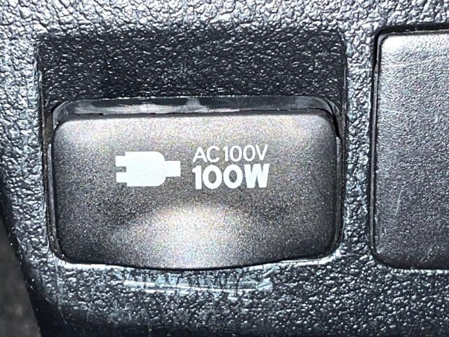 �y�A�N�Z�T���[�R���Z���g�z�L�����v��X�|�[�c�A�A�E�g�h�A�ł̃A�N�e�B�r�e�B�͂������A�ЊQ�E��d�̍ۂɏ����ɂ��Ȃ�AC100V�R���Z���g�𑕔���P�[�^�C��^�u���b�g�A�Q�[���@��̏[�d�ɂ���