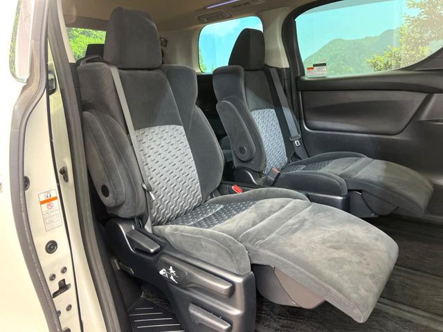 ���ڒ����̓E�H�[�N�X���[�ƂȂ��Ă���܂��B���ڂƎO��ڂ̈ړ�����~�肪�Ƃ��Ă��y�ɂȂ�̂ŁA���~��̍ۂ��X�g���X�������邱�Ƃ͂���܂����