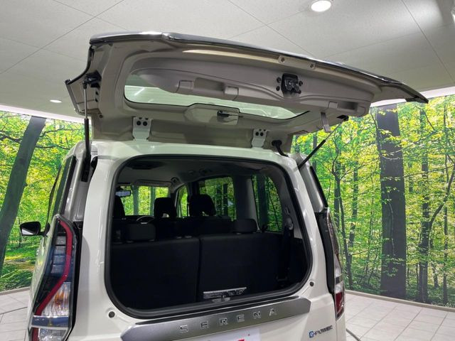 �y�f���A���o�b�N�h�A�z�ʏ�̊J�ɉ����āA�����ӂ݂̂̏ȃX�y�[�X�ŊJ���\�B�������ԏ�ł��A�Ԃ��߂Ȃ������Ȃ��ו��̏o�����ꂪ�ł��܂���