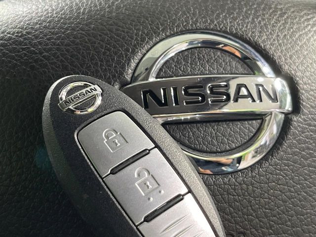 �y�C���e���W�F���g�L�[�z�J�o����|�P�b�g�ɓ��ꂽ�܂܂ł��h�A�̎{���E�������\�ȃX�}�[�g�L�[�𑕔��B�G���W���̃I���E�I�t�����J�M�����o���K�v����������Ƃ��Ă��֗��ł���