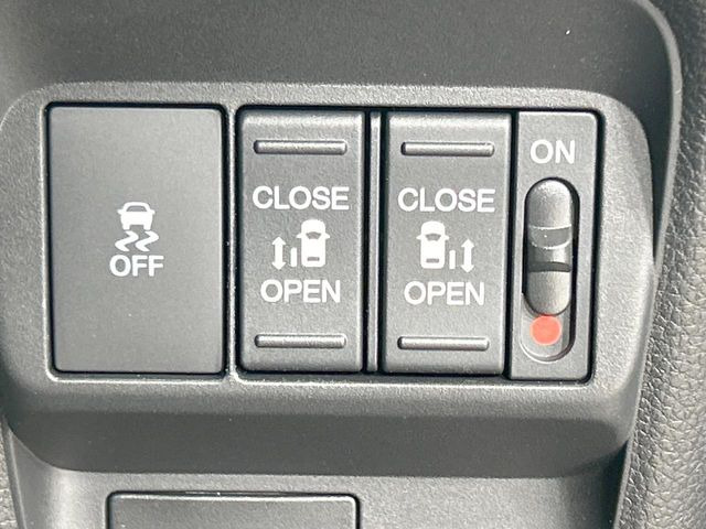 フリード1.5 クロスター