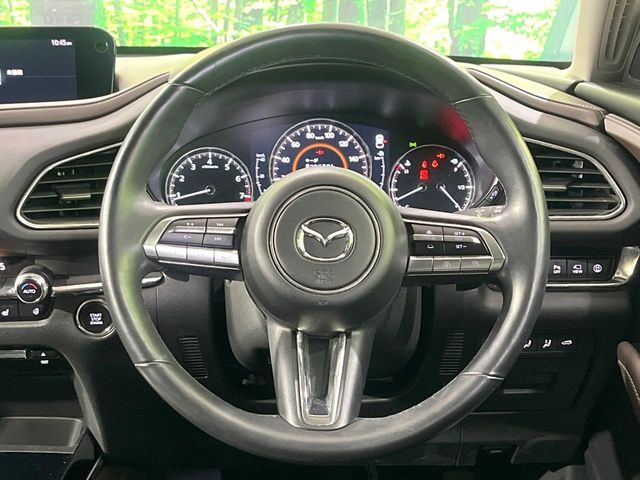 �y�����v�����X�e�A�����O�z�㎿�Ȋv���g�p���邱�ƂŁA��ɂ����������݂ƂĂ��^�]���₷���n���h���ł���