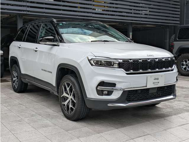 コマンダー2.0 リミテッド ディーゼル 4WD