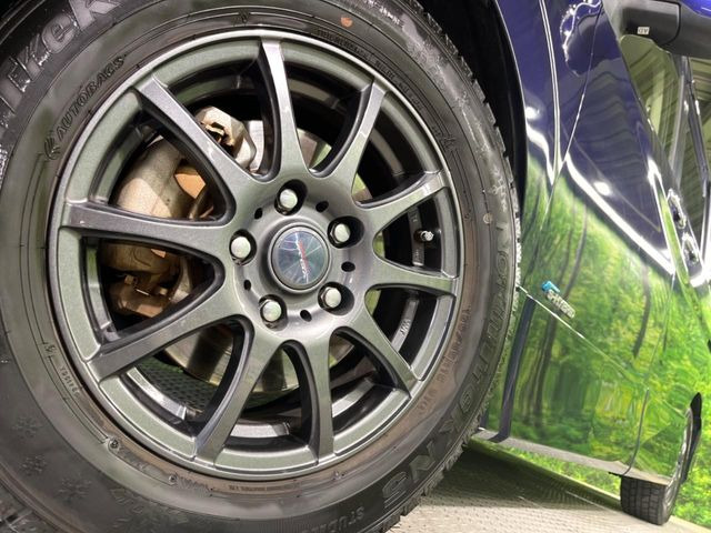 �y15�C���`�A���~�z�C�[���z�O�ςɃ}�b�`�����A���~�z�C�[���𑕒����Ă���܂��B�e��A���~�z�C�[����A�X�^�b�h���X�^�C�����戵�����Ă���܂��B���񂲑��k����������