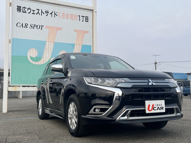 アウトランダーPHEV2.4 G リミテッド エディション 4WD