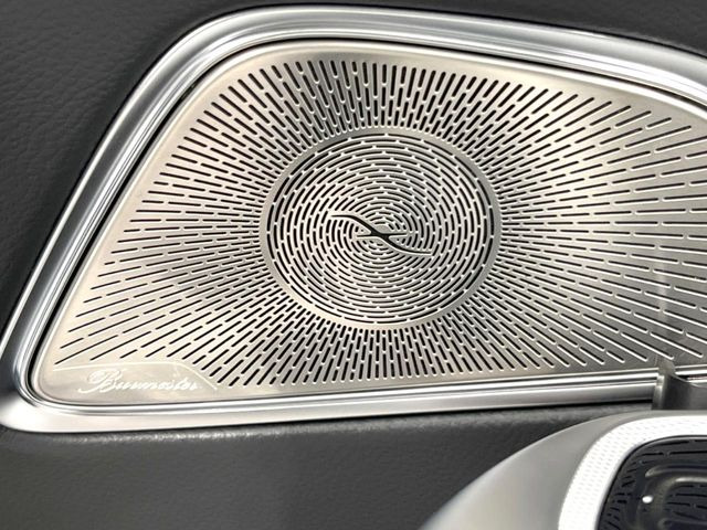 ��Burmester�T���E���h�V�X�e��:�n�C�G���h�I�[�f�B�I��僁�[�J�[����|����Ԑ�p�̃v���~�A���X�s�[�J�[�𑕔��B�����̃X�s�[�J�[����A���̗������܂ŕ����鍂�i���ȉ��y�����y���݂��������܂��B