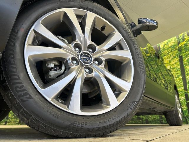 �y����18�C���`�A���~�z�C�[���z�O�ςɃ}�b�`���������A���~�z�C�[���𑕒����Ă���܂��B�e��ЊO�A���~�z�C�[����A�X�^�b�h���X�^�C�����戵�����Ă���܂��B���񂲑��k����������