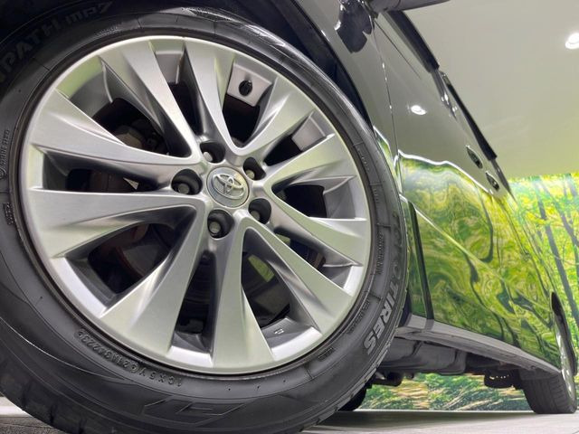 �y����18�C���`�A���~�z�C�[���z�O�ςɃ}�b�`���������A���~�z�C�[���𑕒����Ă���܂��B�e��ЊO�A���~�z�C�[����A�X�^�b�h���X�^�C�����戵�����Ă���܂��B���񂲑��k����������