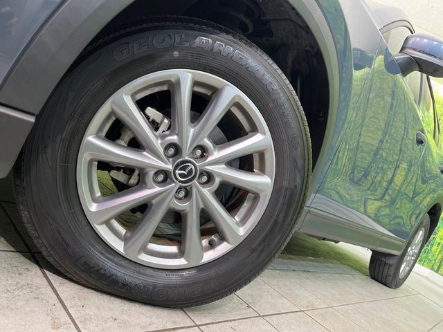 �y����17�C���`�A���~�z�C�[���z�O�ςɃ}�b�`���������A���~�z�C�[���𑕒����Ă���܂��B�e��ЊO�A���~�z�C�[����A�X�^�b�h���X�^�C�����戵�����Ă���܂��B���񂲑��k����������
