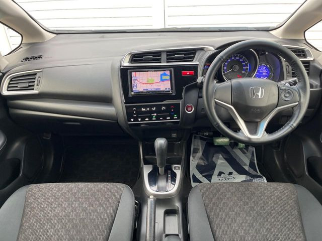 フィット1.3 13G Sパッケージ