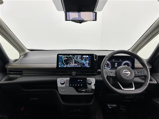 セレナ1.4 e-POWER ハイウェイスターV