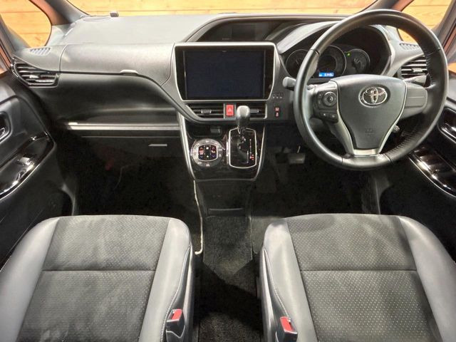 ヴォクシー2.0 ZS 煌III