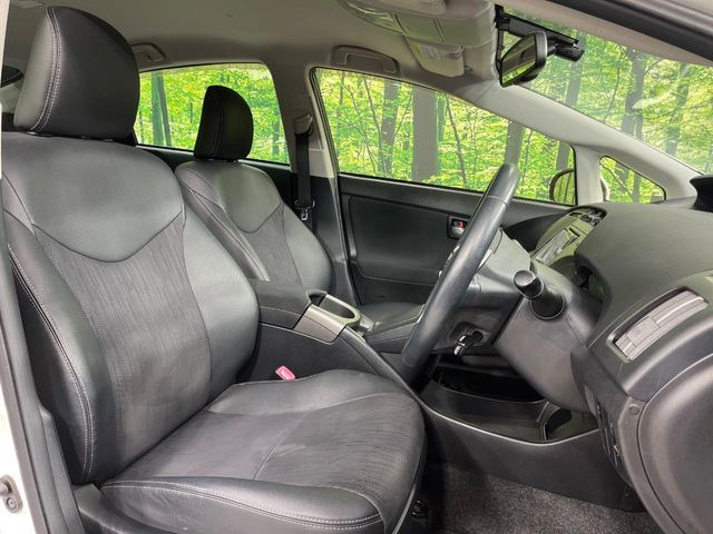 �y�n�[�t���U�[�V�[�g�z�������ƍ���S�n�𗼗������l�C�̃V�[�g���w�ʁE���ʂ̃t�@�u���b�N�f�ނ́A�ʋC���̗ǂ��⊊��ɂ����ɗD��Ă��܂��B�C���╞���ɍ��E���ꂸ���K�ɂ���肢�������܂��B