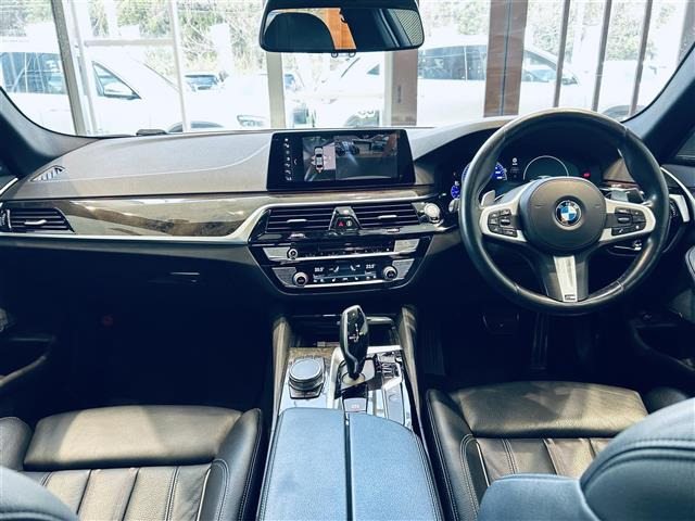 5シリーズセダン523d Mスポーツ