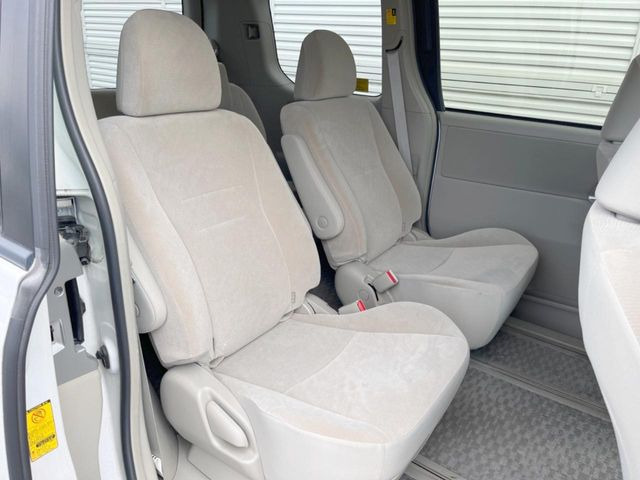 �L�X�Ƃ���2��ڃV�[�g�͋��Z���������A���S�n�����K!�F�B��Ƒ��Ƃ̂��o�����ɂ҂�����ł��B�x�r�[�V�[�g��`���C���h�V�[�g�g�p�������K�ɂ��߂�������������\���ȋ�Ԃ��m�ۂ��Ă��܂��B