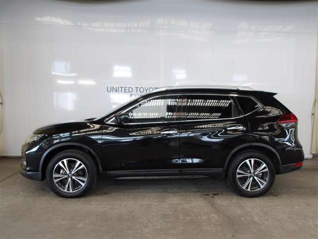 エクストレイル2.0 20Xi