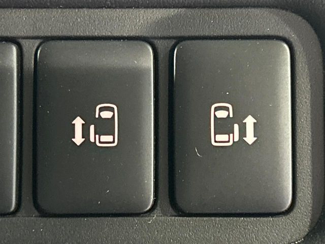 �y�����p���[�X���C�h�h�A�z�X�}�[�g�L�[��^�]�Ȃ̃X�C�b�`�Ō�ȗ����X���C�h�h�A�̊J���\���d��������͂����ăh�A���J����K�v�������A�����Ȃ��q�l�ł��ȒP�ɊJ���߂ł����K�ł���