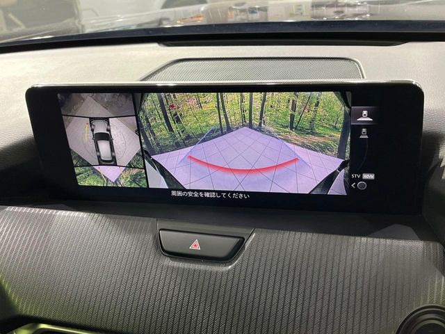 �y360&deg;�r���[���j�^�[�z��p�̃J�����ɂ��A�ォ�猩���낵���悤�Ȏ��_��360�x�N���}�̎��͂��m�F���邱�Ƃ��ł��܂������p�������m�F���₷���A�����ꏊ�ł̐؂�Ԃ��⒓�Ԃ��X���[�Y�ɍs���܂��B