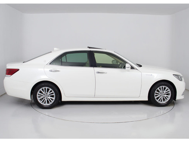 各メーカーのエアロパーツ取り付け承ります!ご納車迄に仕上げます!格安にて承りますのでお気軽にお申し付け下さい!!