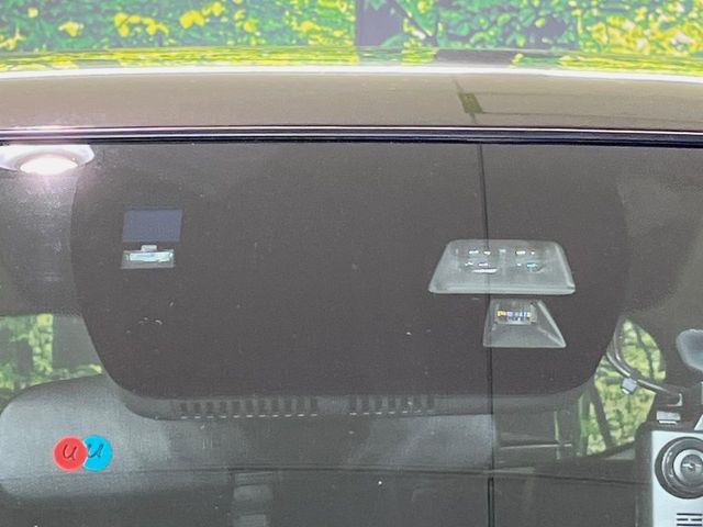 �y�X�}�[�g�V�e�B�u���[�L�T�|�[�g�z�ᑬ���s���ɑO���̎ԗ�����F�����A�Փ˂������Ȏ��͌x��ƃu���[�L�ŏՓˉ���Ɣ�Q�y�����A�V�X�g�B�����S�Ƀh���C�u�����y���݂��������܂��B