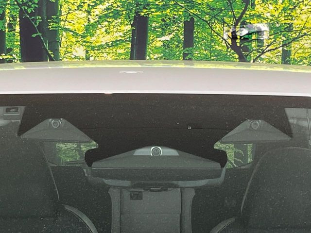 �y�A�C�T�C�gVer3�z�O���̎ԗ��������m���A�Փ˂������Ȏ��͌x��Œ��ӂ𑣂��A�u���[�L�𓥂ޗ͂��T�|�[�g�B�u���[�L�𓥂߂Ȃ������ꍇ�͏Փ˔�Q�y���u���[�L���쓮�A�Փˉ�����T�|�[�g���܂��B