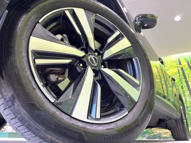 �y����19�C���`�A���~�z�C�[���z�O�ςɃ}�b�`���������A���~�z�C�[���𑕒����Ă���܂��B�e��ЊO�A���~�z�C�[����A�X�^�b�h���X�^�C�����戵�����Ă���܂��B���񂲑��k����������