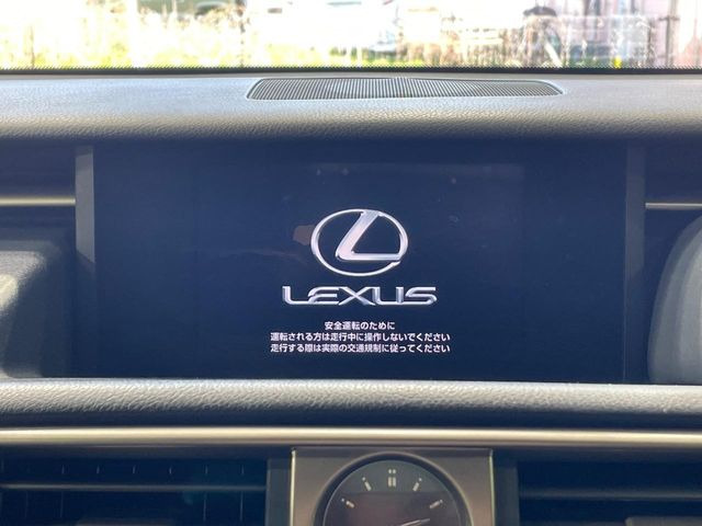 �y���[�J�[�����i�r�z�C���e���A�ɗn�����ރX�^�C���b�V���ȁu��p�݌v�v���[�J�[�i�r�𑕔��􎋔F���⑀�쐫�ȂǊ�{���\�ɂ��D��A���㎿�ȃJ�[���C�t�����y���݂��������܂��B